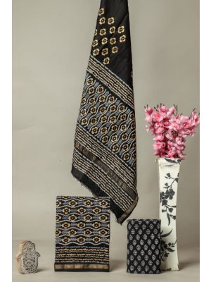 Hand Block Printed Maheshwari Silk Suit - KC420088