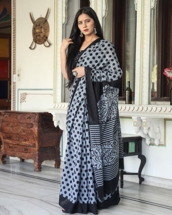 Beautiful Mulmul Cotton Saree with Blouse - KC110807