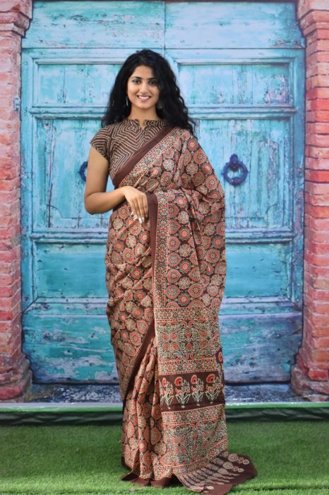 Bengal Cotton Saree with Thread Work - Dora By Phoenix