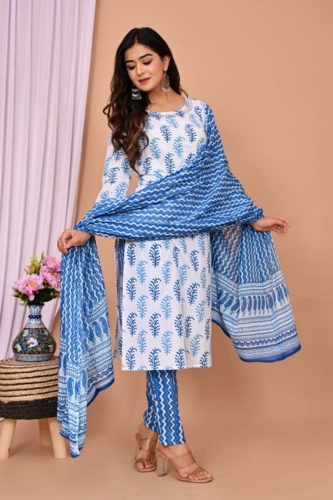 chanderi silk kurti pant dupatta set, Feature : Comfortable, Embroidered,  Skin Friendly, Occasion : Festive Wear at Rs 695 / piece in Ahmedabad